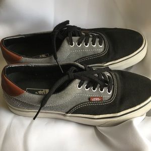 Black & Grey w/ leather detail retired Vans!